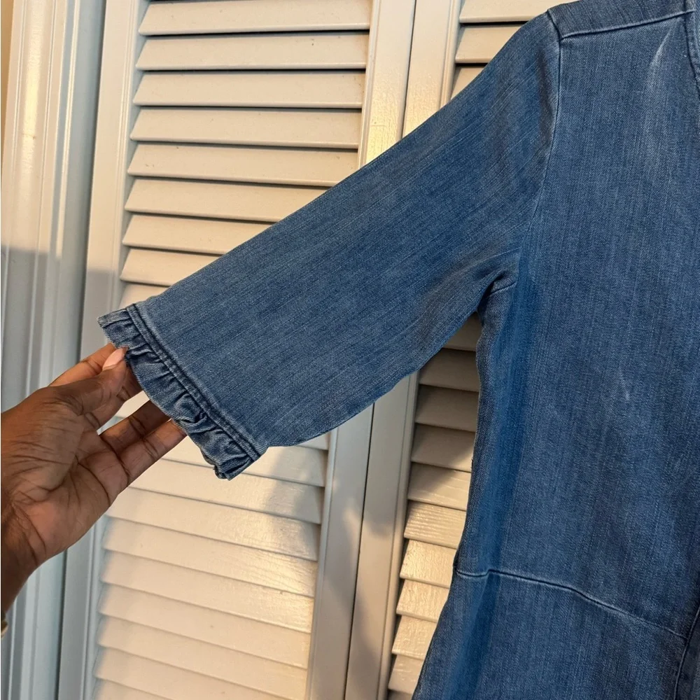 PrettyLittleThing Light Blue Denim Top - Picture 3 of 8